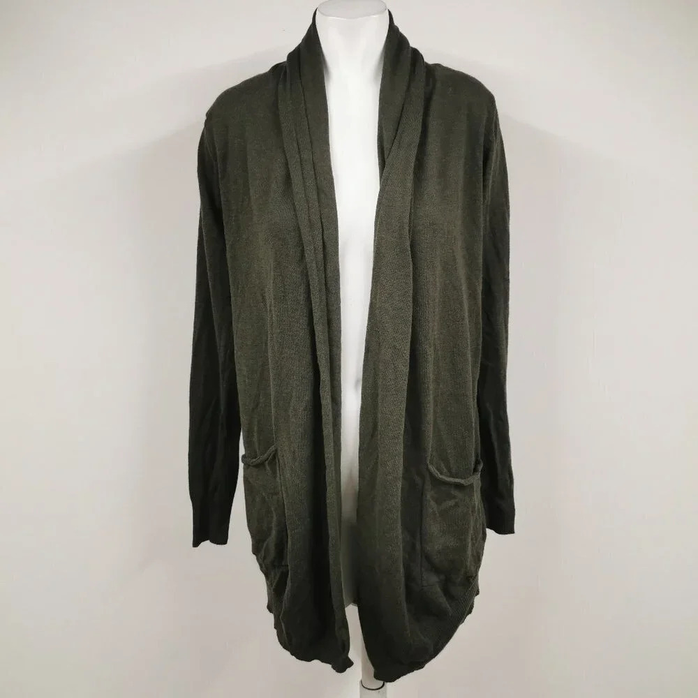 REVOLUTION by Ricki's Cardigan